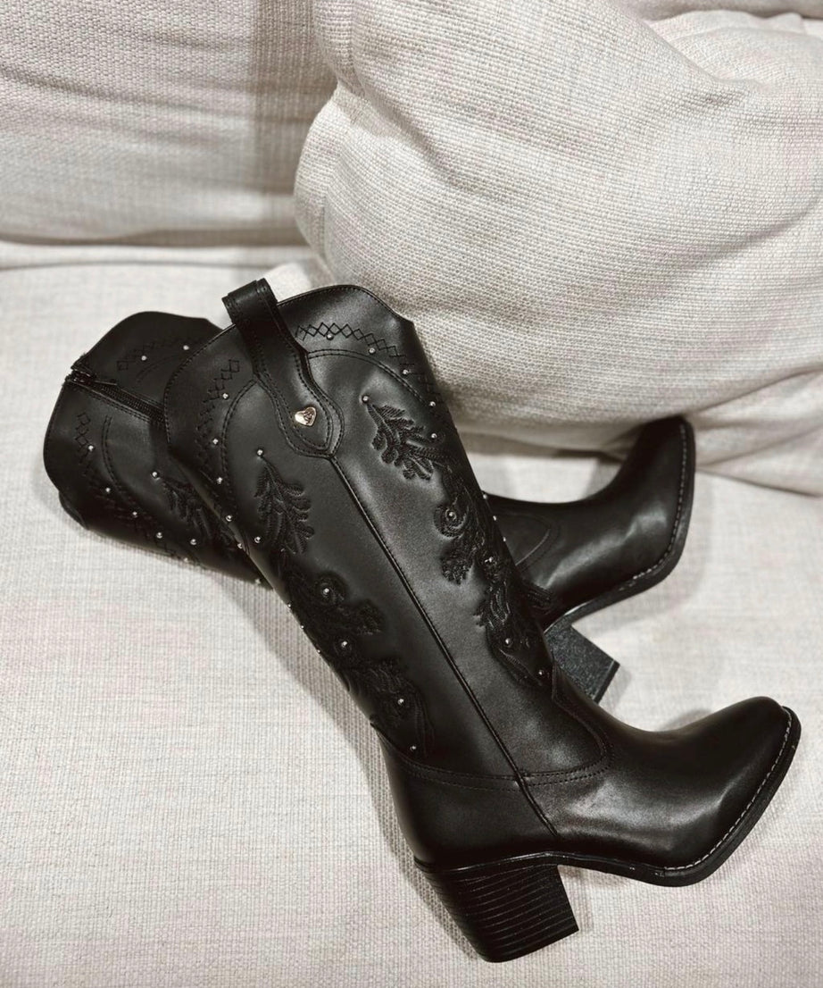1007A Bota Vaquera Grabada Tacon 7 cm